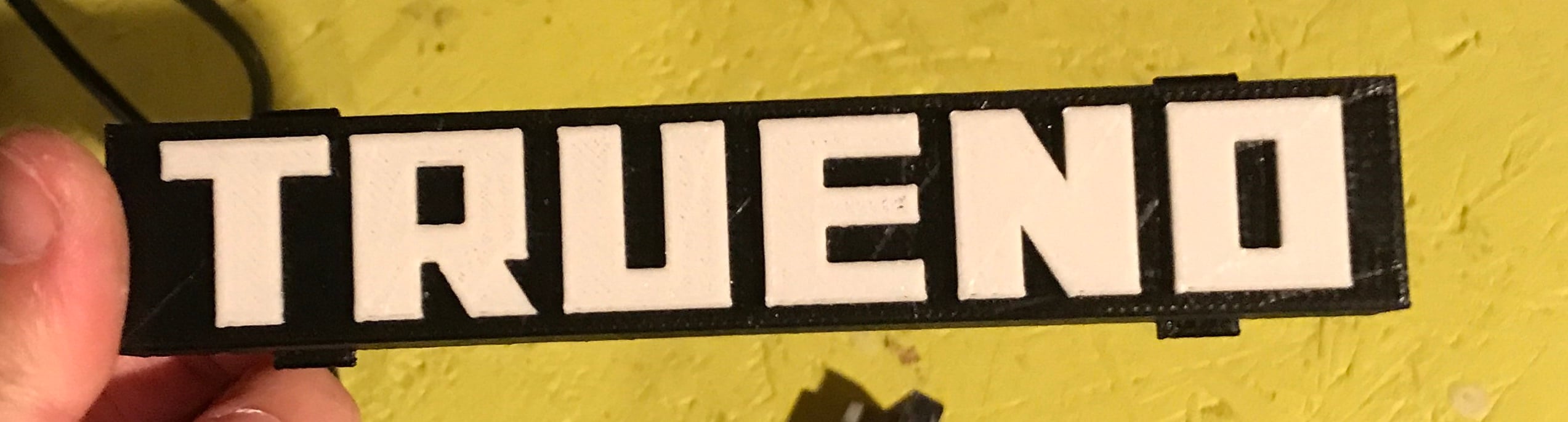 Trueno Badge