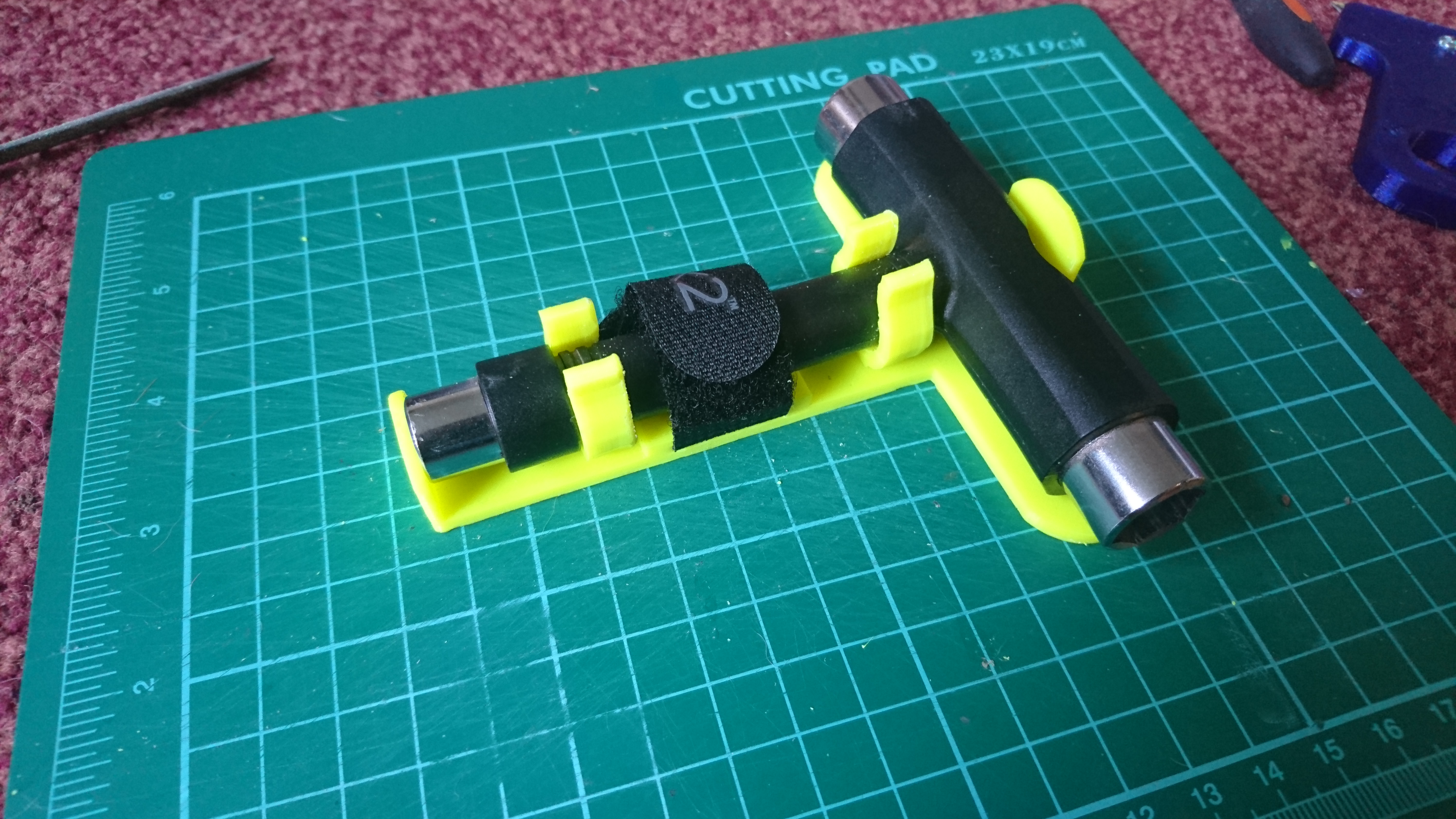 skate tool holder - meepo
