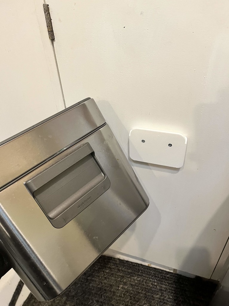 Simplehuman compost caddy cabinet mount