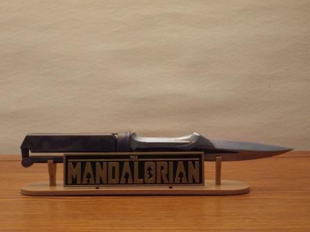 Mandalorian Vibroblade Stand 