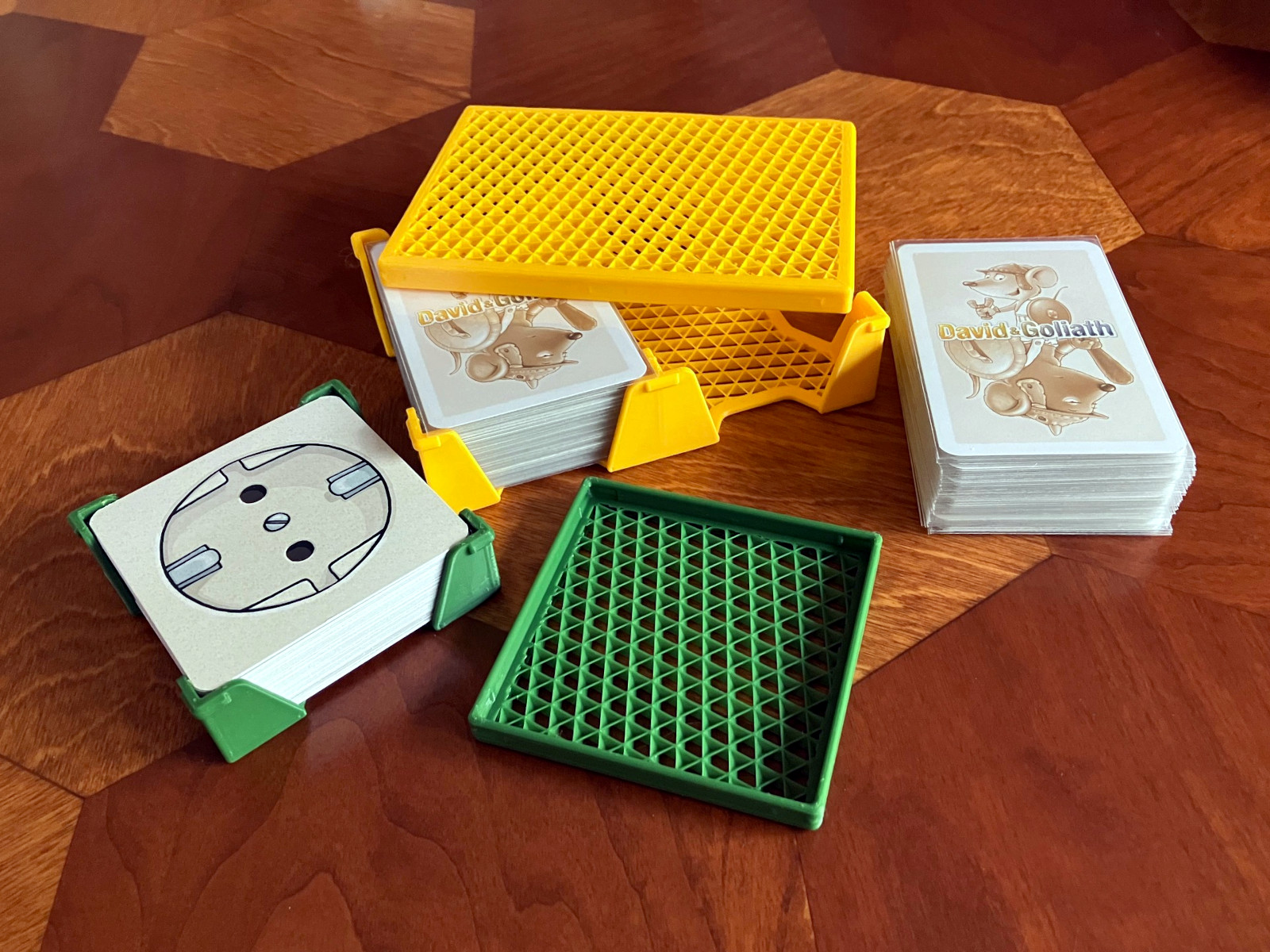 Multi-deck Parametric Card Box with Snap-on Lid