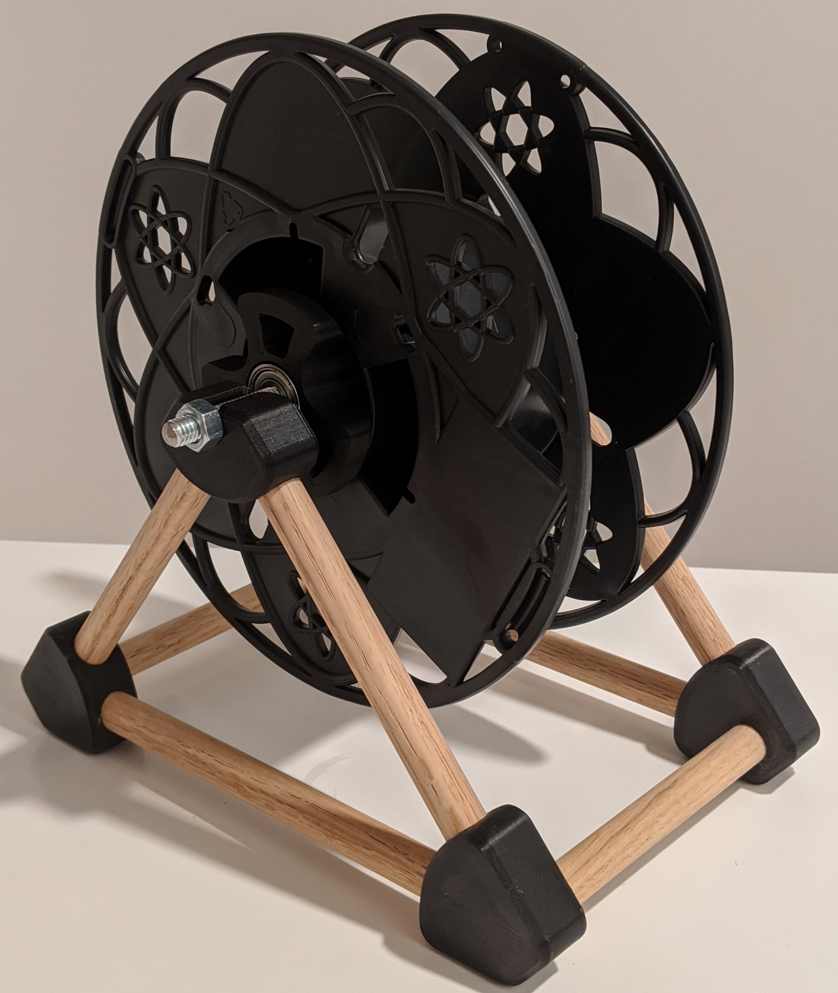 Dowel:Spool Stand