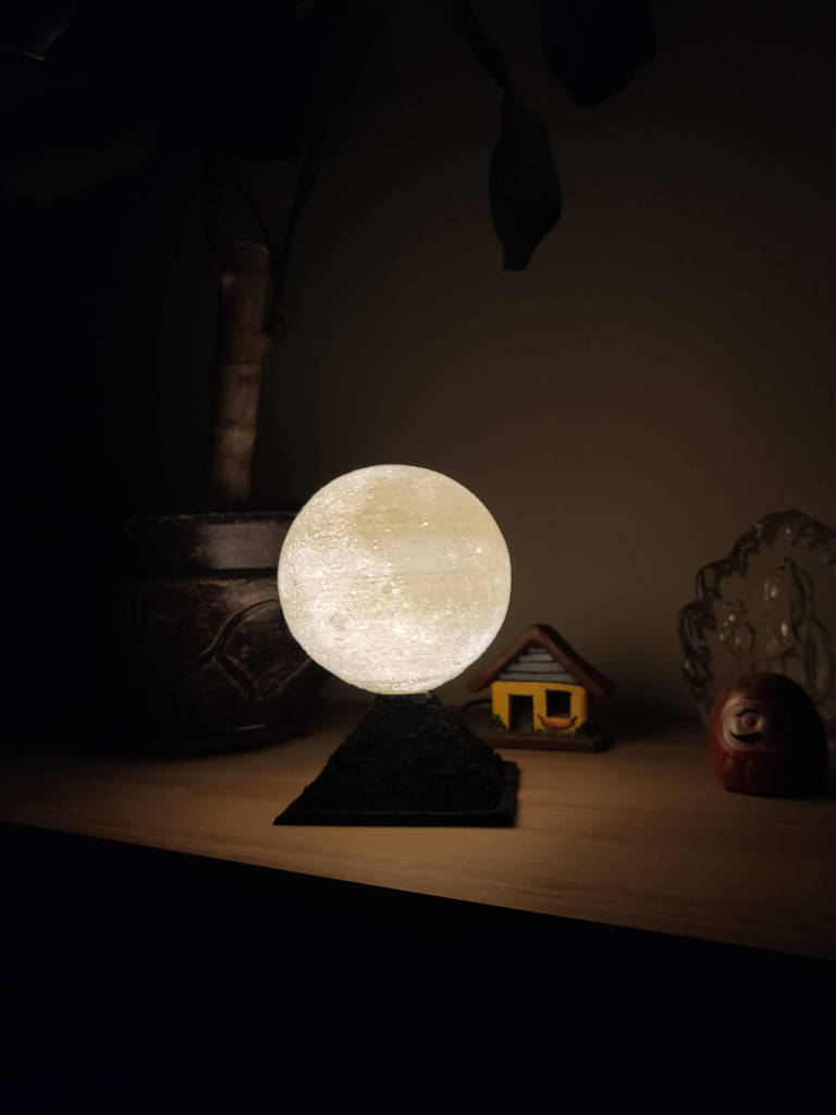 Moon Lamp with base