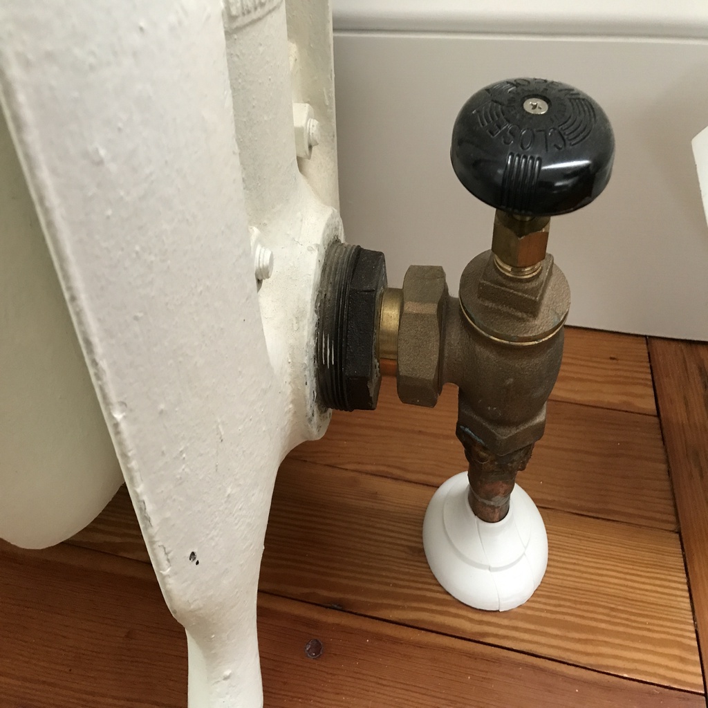 Stepped ogee escutcheon for radiators (pipe cover)