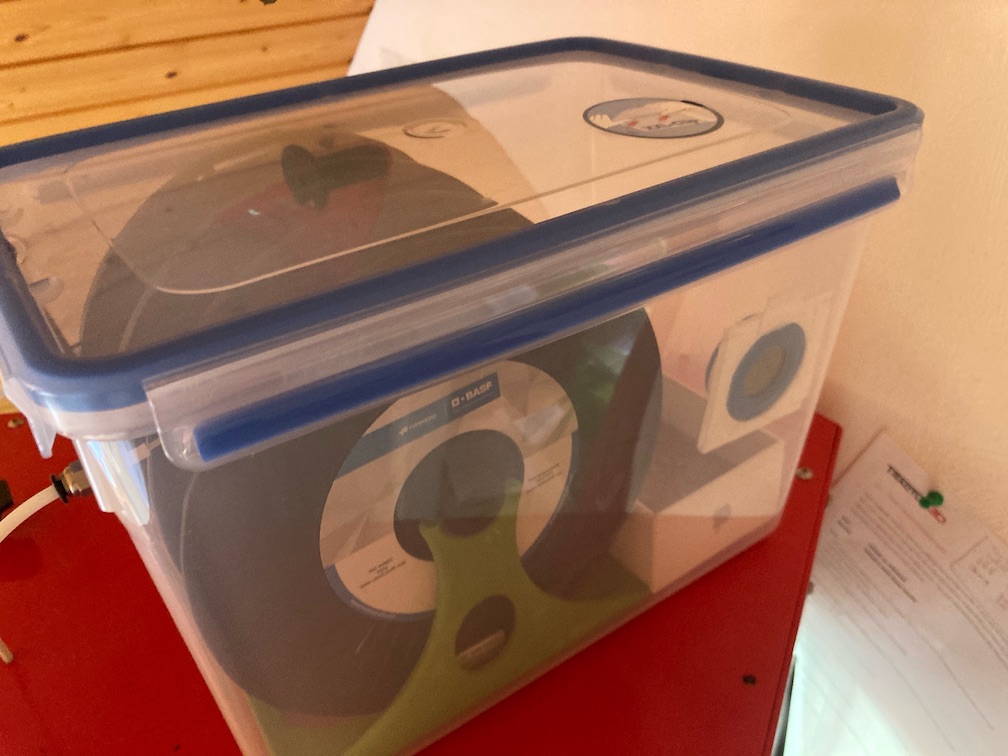 Filament box