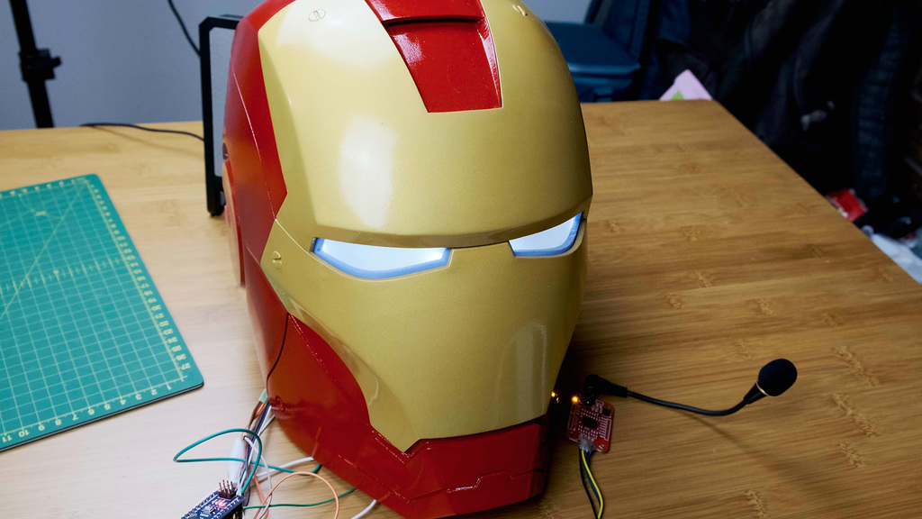Voice control Iron Man mark 3 Helmet-wearable