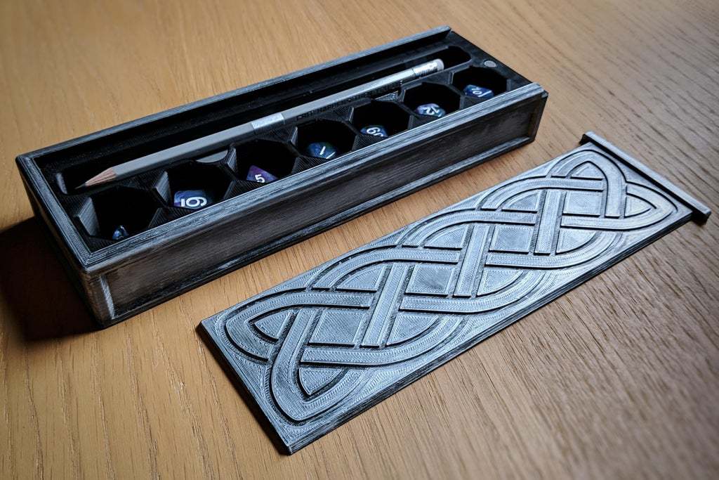Celtic dice box