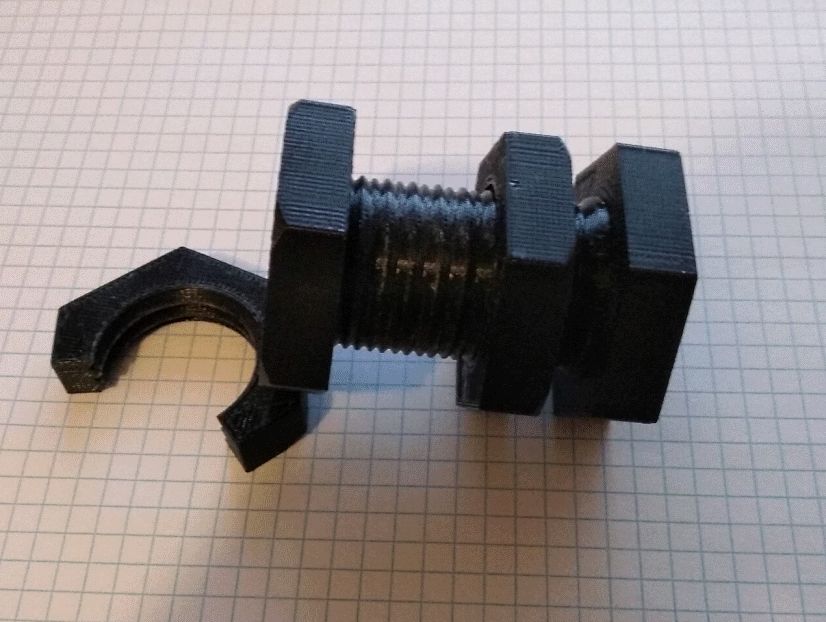 Double directional nut with bolts