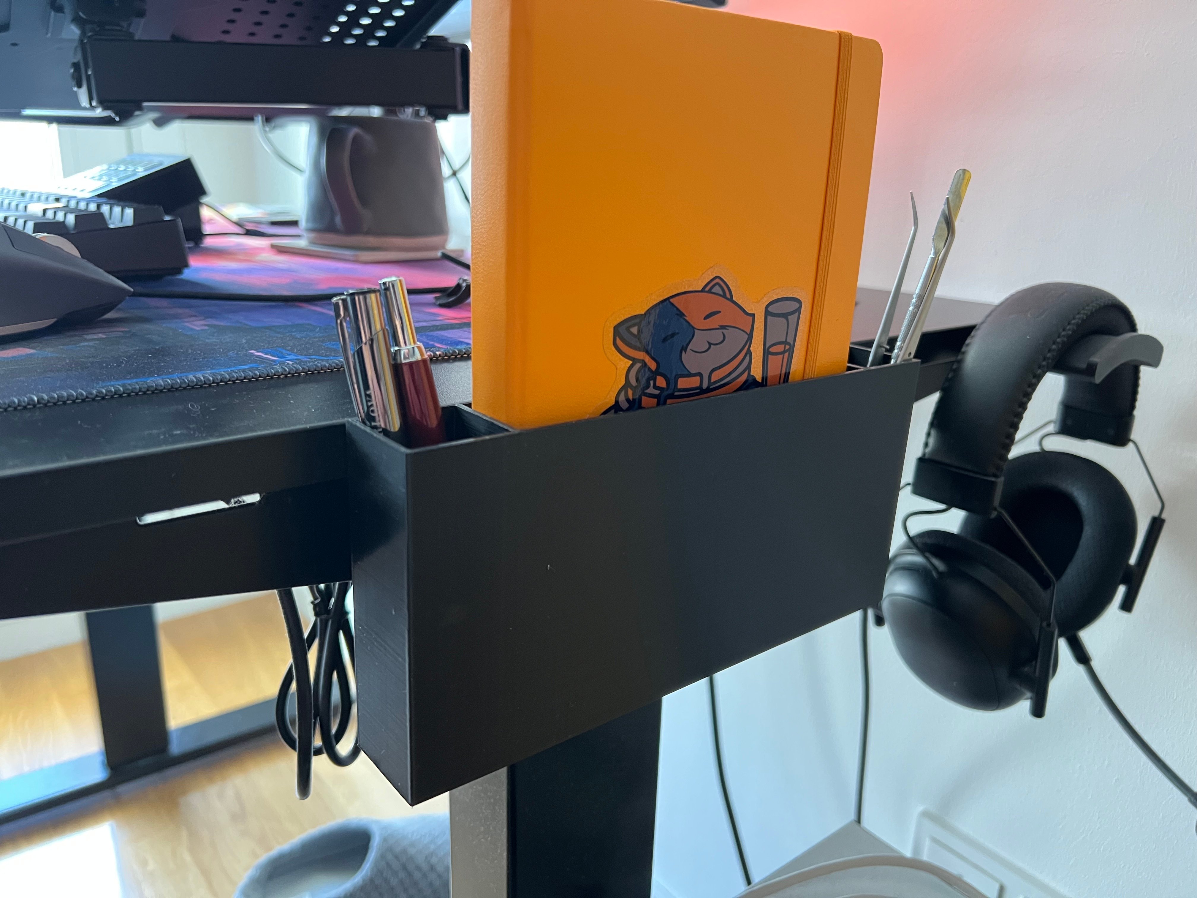 Stationery organizer for a Flexispot table