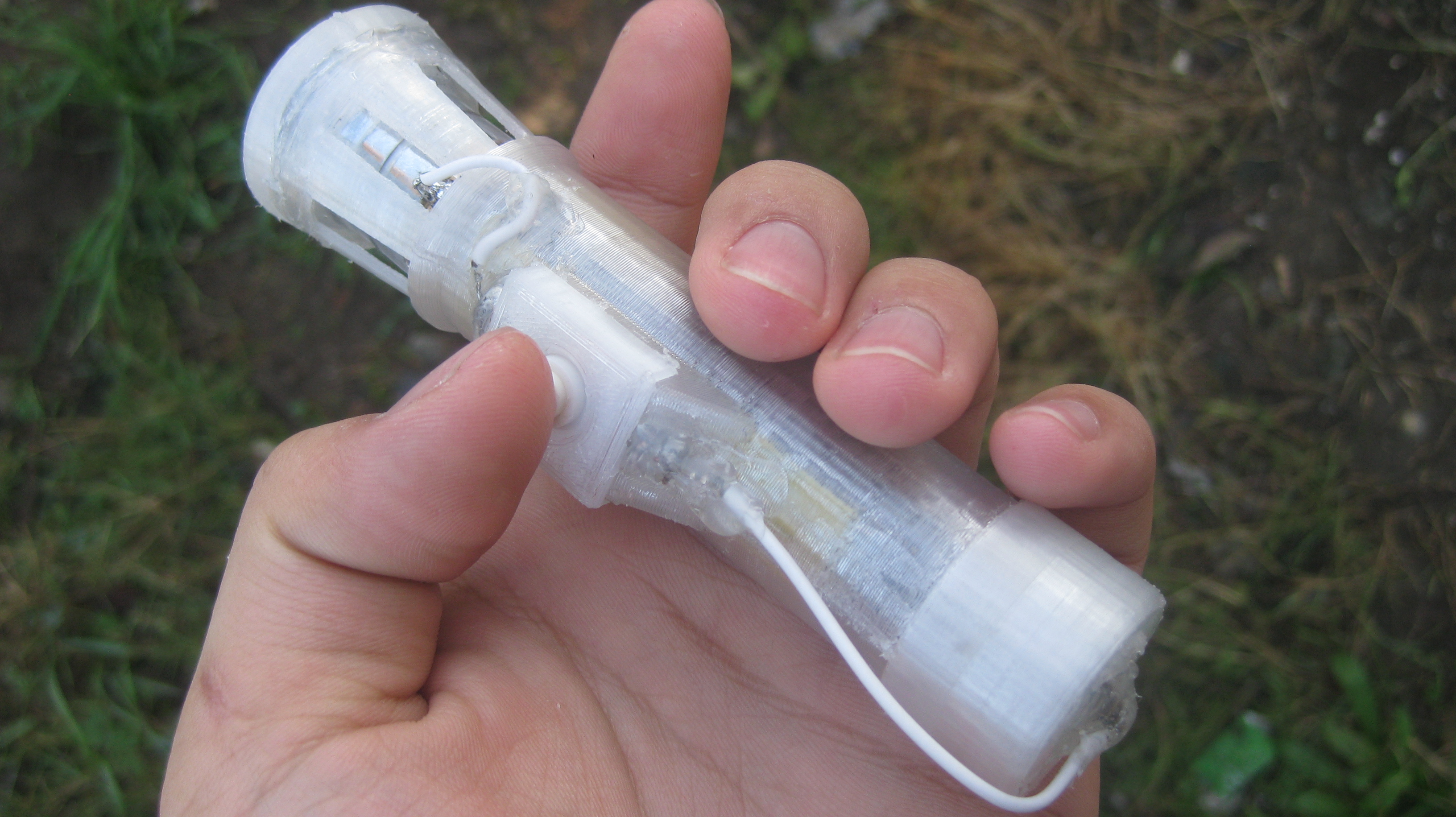 1000 Lumen Flashlight