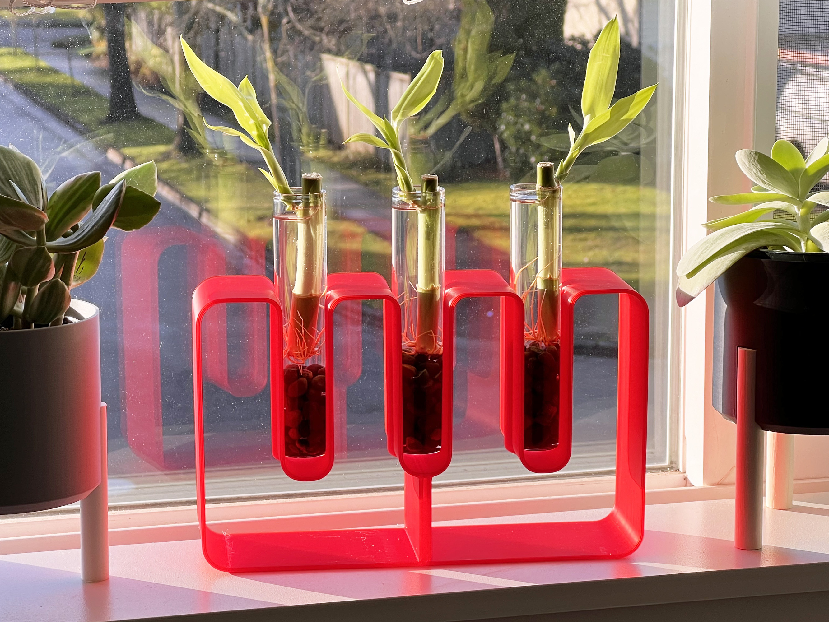 Floating Bud Vase