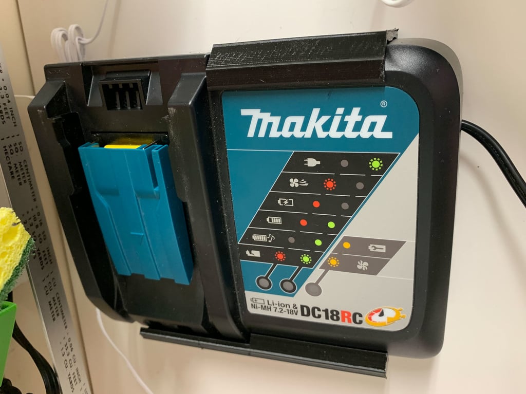 Wall mount for Makita battery charger DC18RC