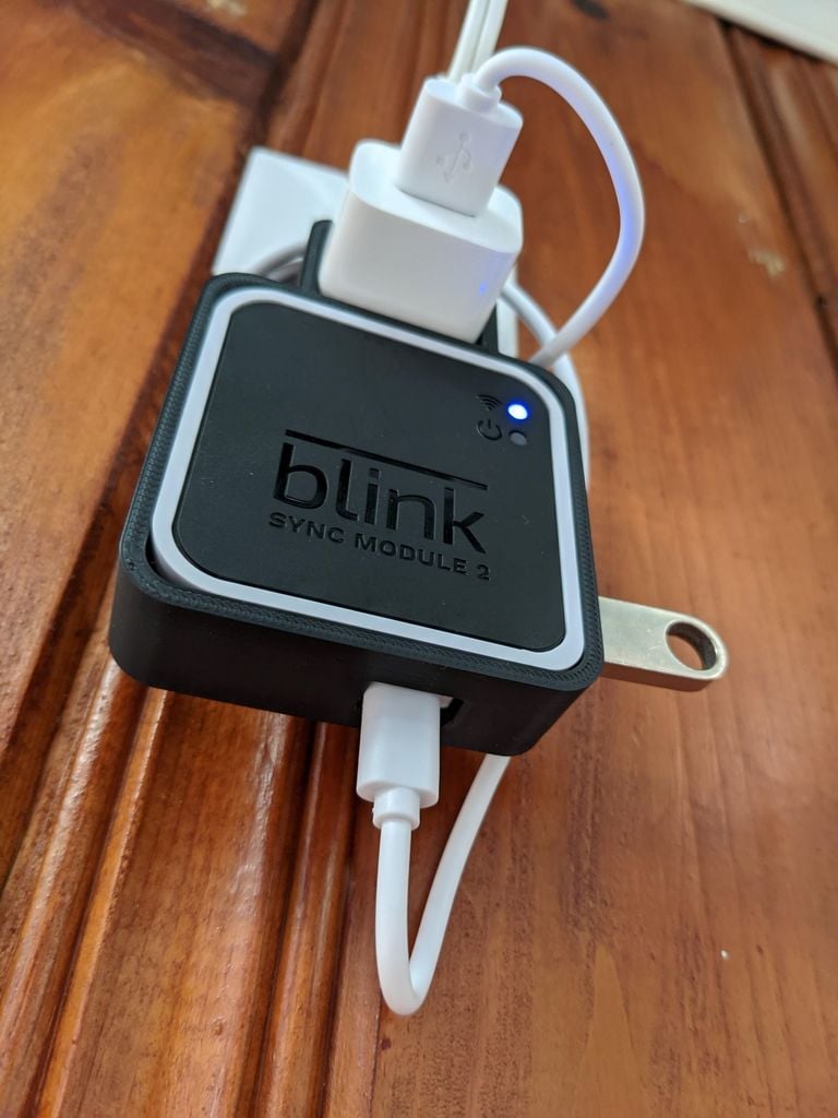 Blink XT2 Outdoor Sync Module 2 Outlet Mount