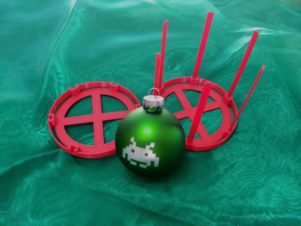 Optimized Christmas Glass Ball Ornament Protector