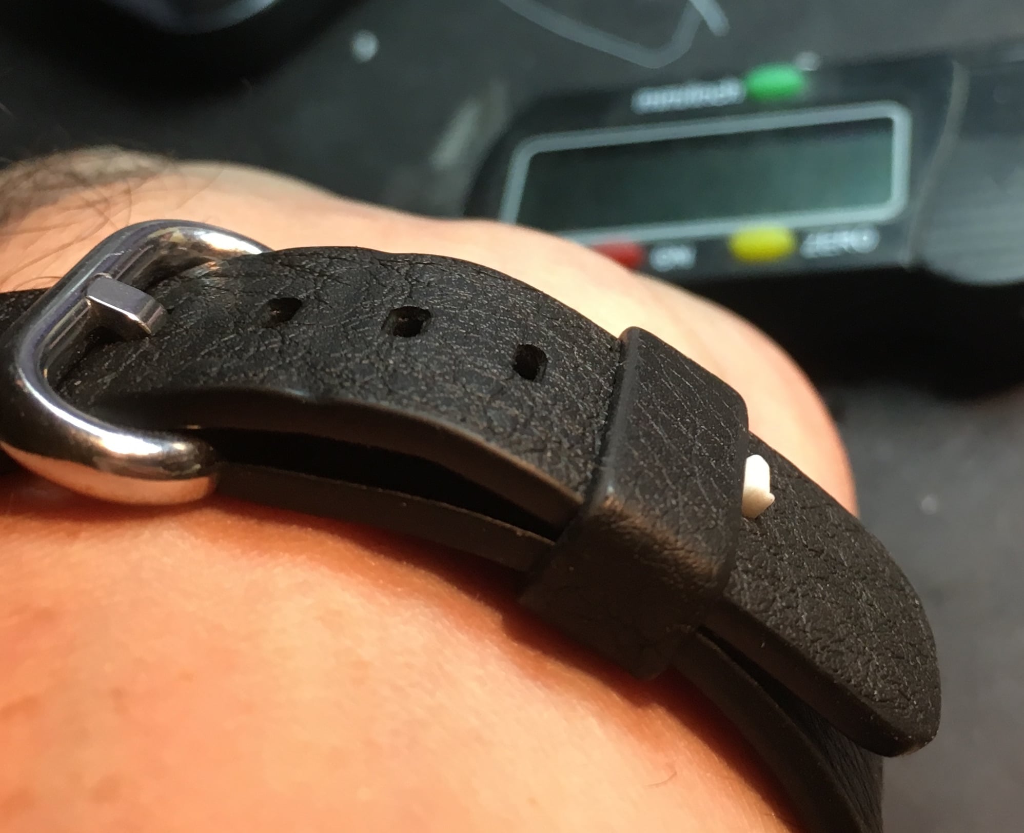 Apple Watch strap clip