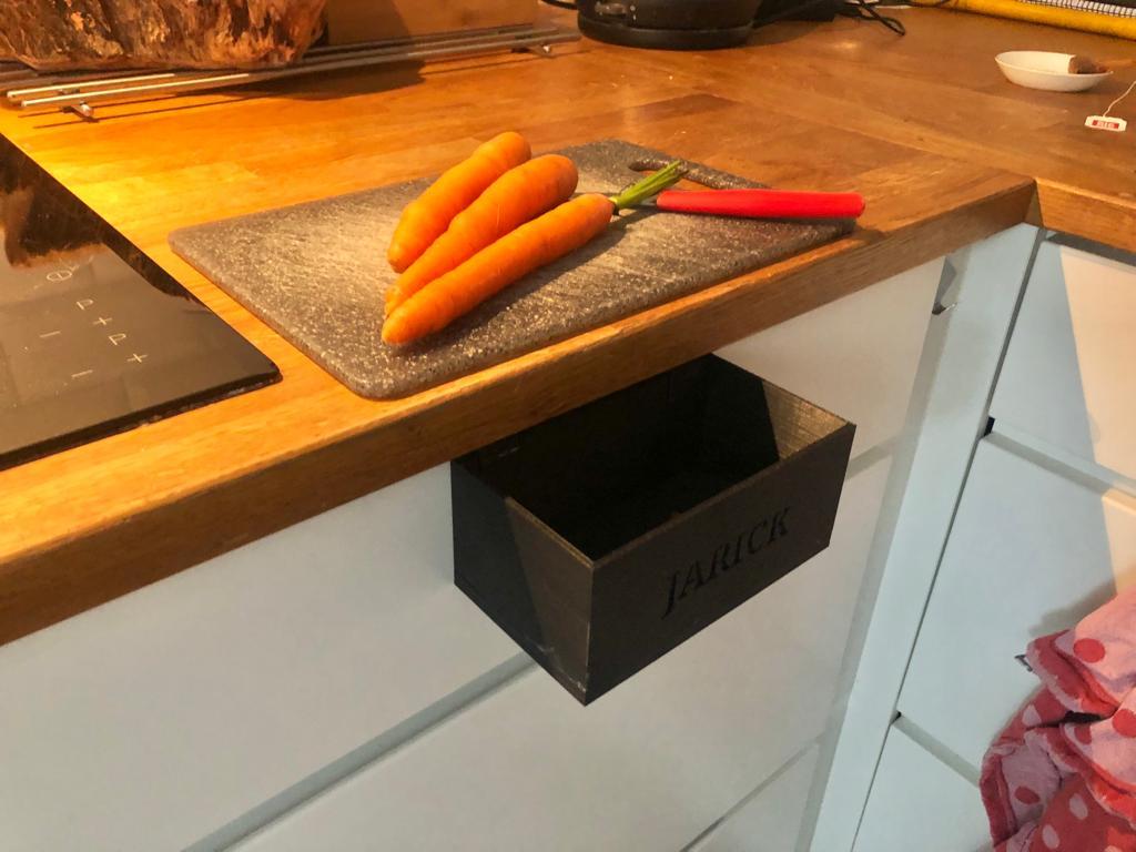 hanging trash box for in your kitchen