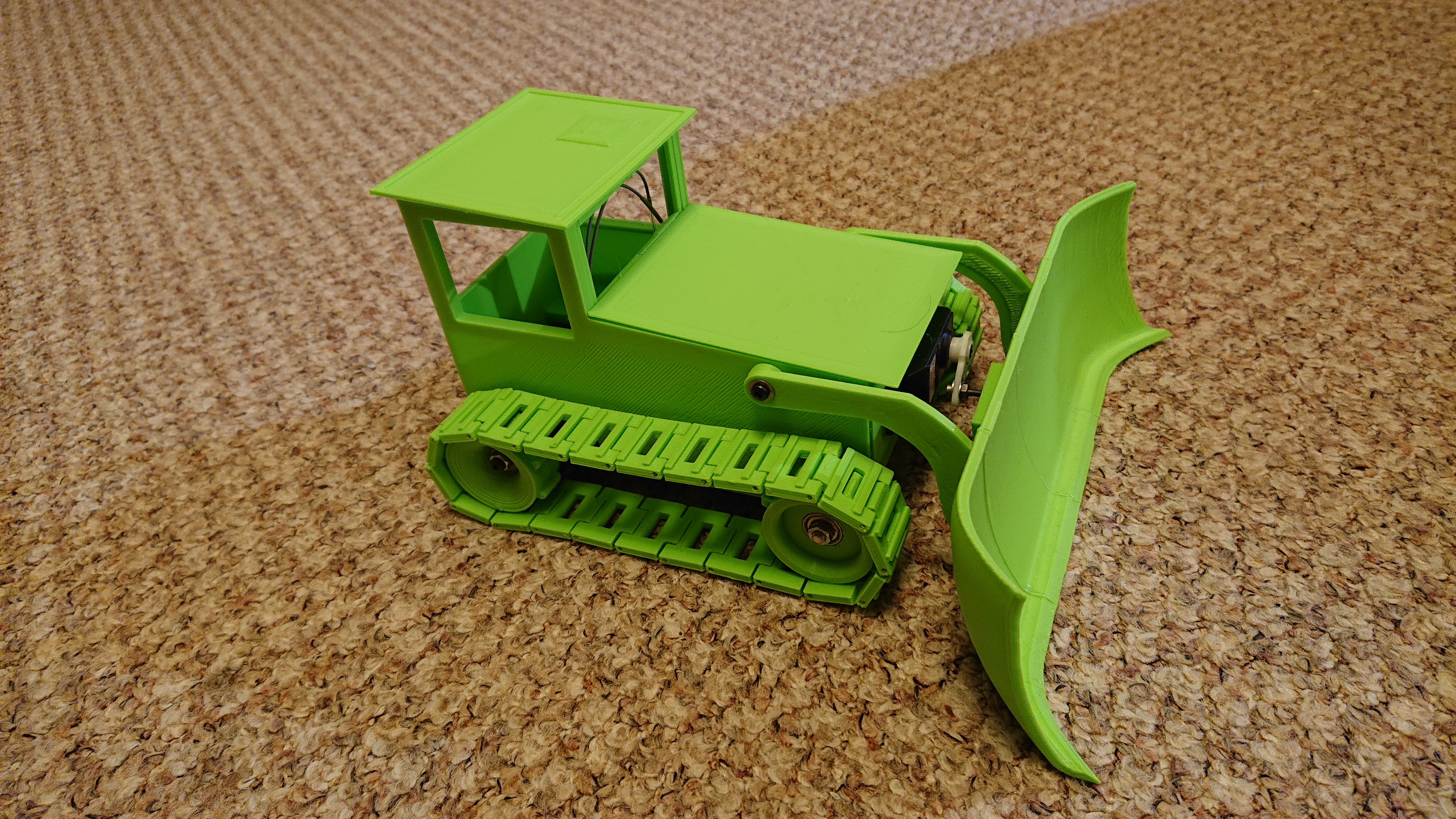 First RC model - Buldozer