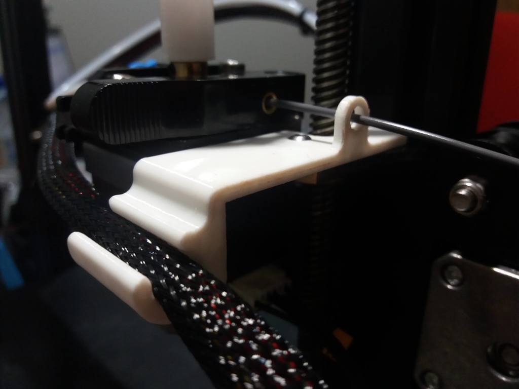 Filament guide with cable holder (Ender 3 Pro)