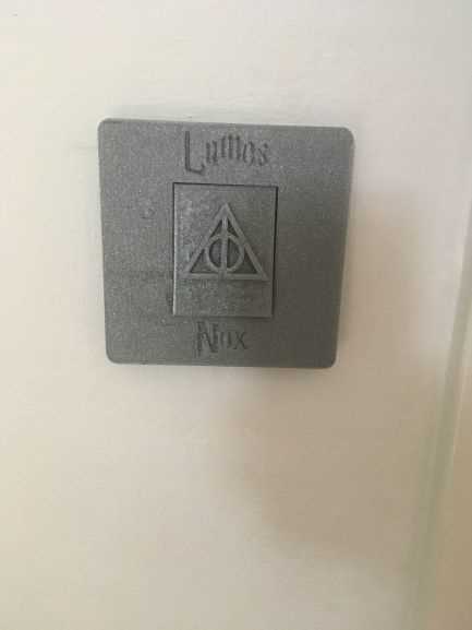 Lumos Nox light button (Legrand)