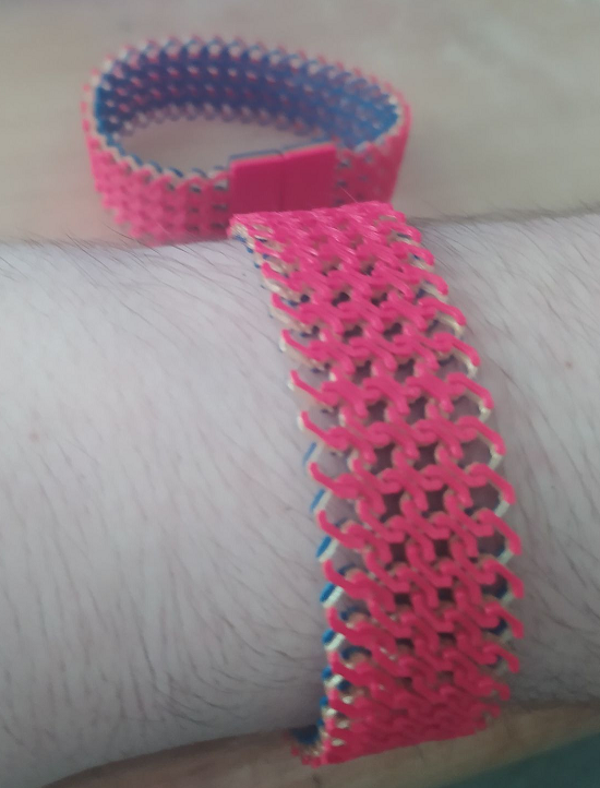 Thinner chainmail bracelet