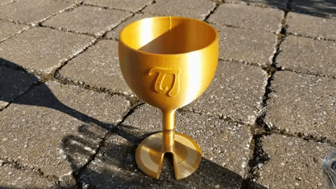 Miniatura 3 do modelo 3D The Greedy Cup