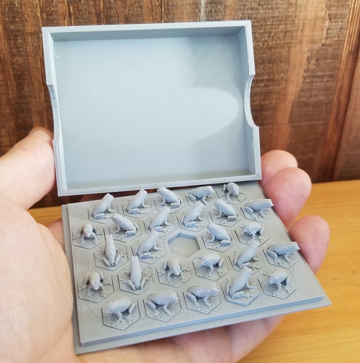 Frog Peg Solitaire (pocket sized)