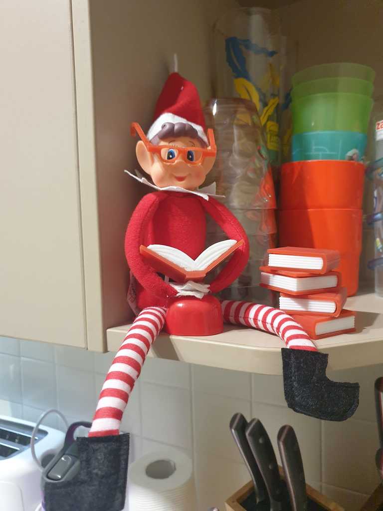 Elf on the Shelf - Open Reading Book