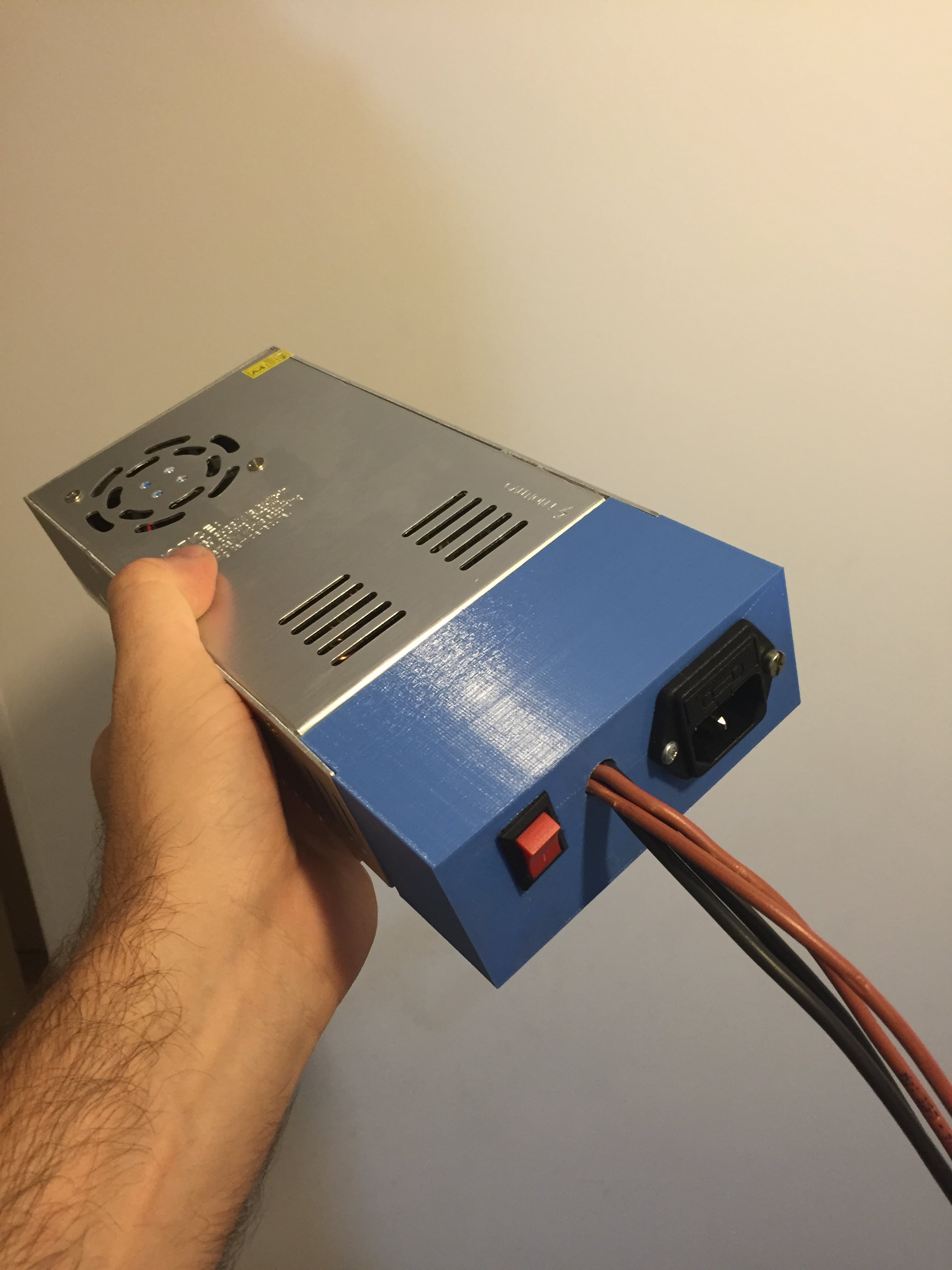 12V PSU cover with integrated fuse box