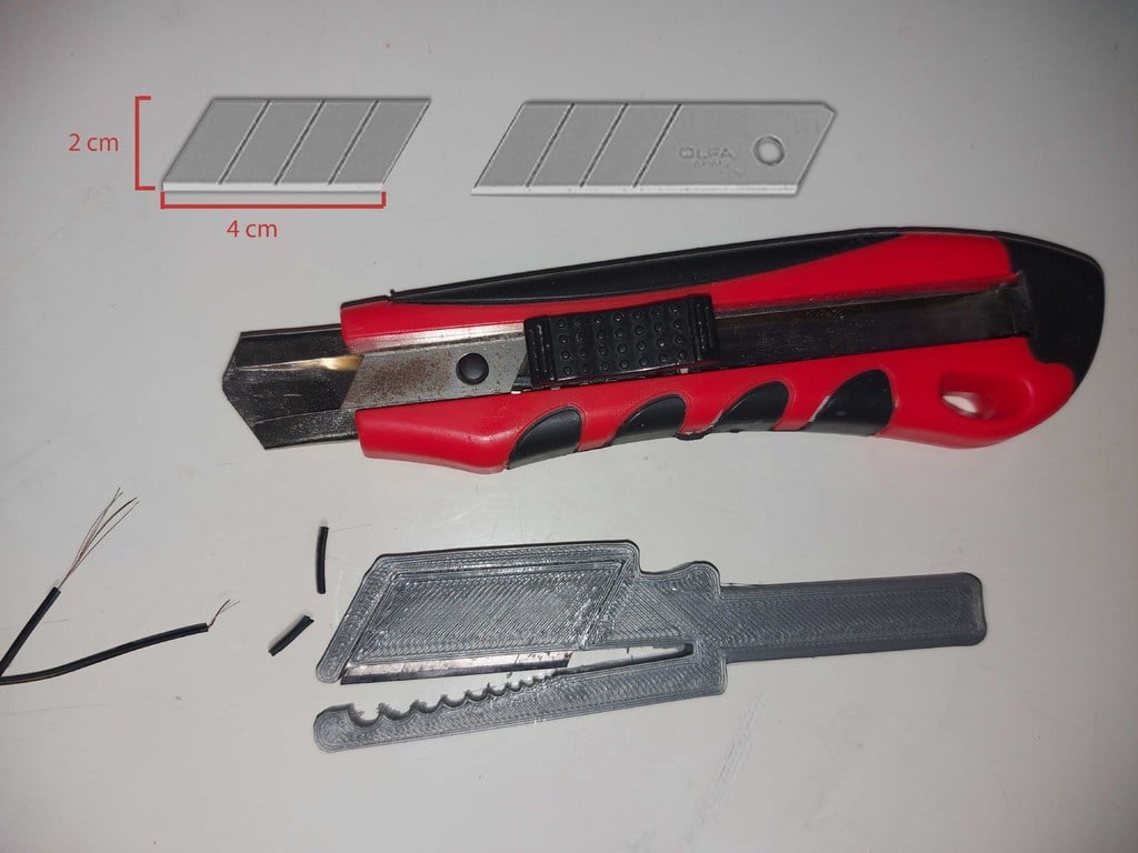 Wire Stripper (using 18mm snap-off blade)