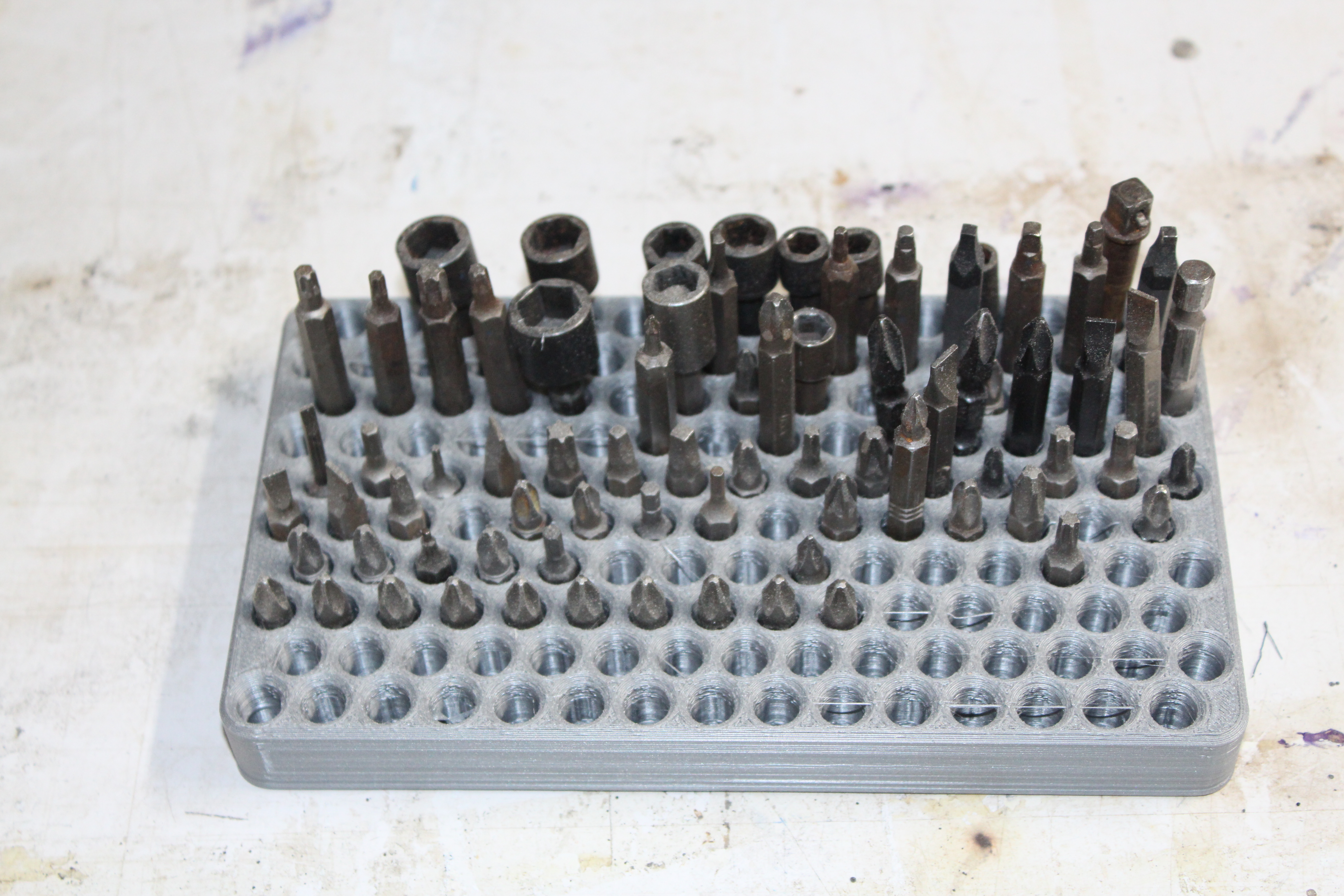 Tray for holding drill driver bits