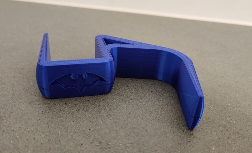 Headphone Holder Batman for a 27.5 mm thick desk