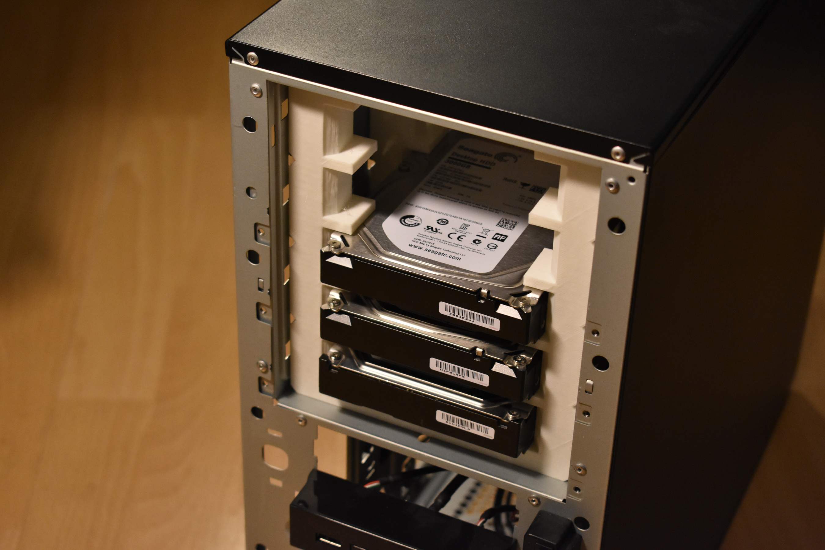 4x5.25" to 5x3.5" drive bay adapter