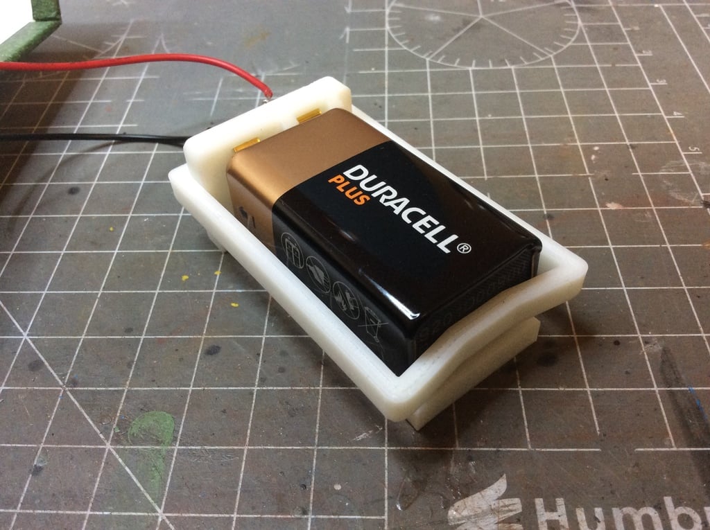 9 volt (PP3) battery holder with contacts