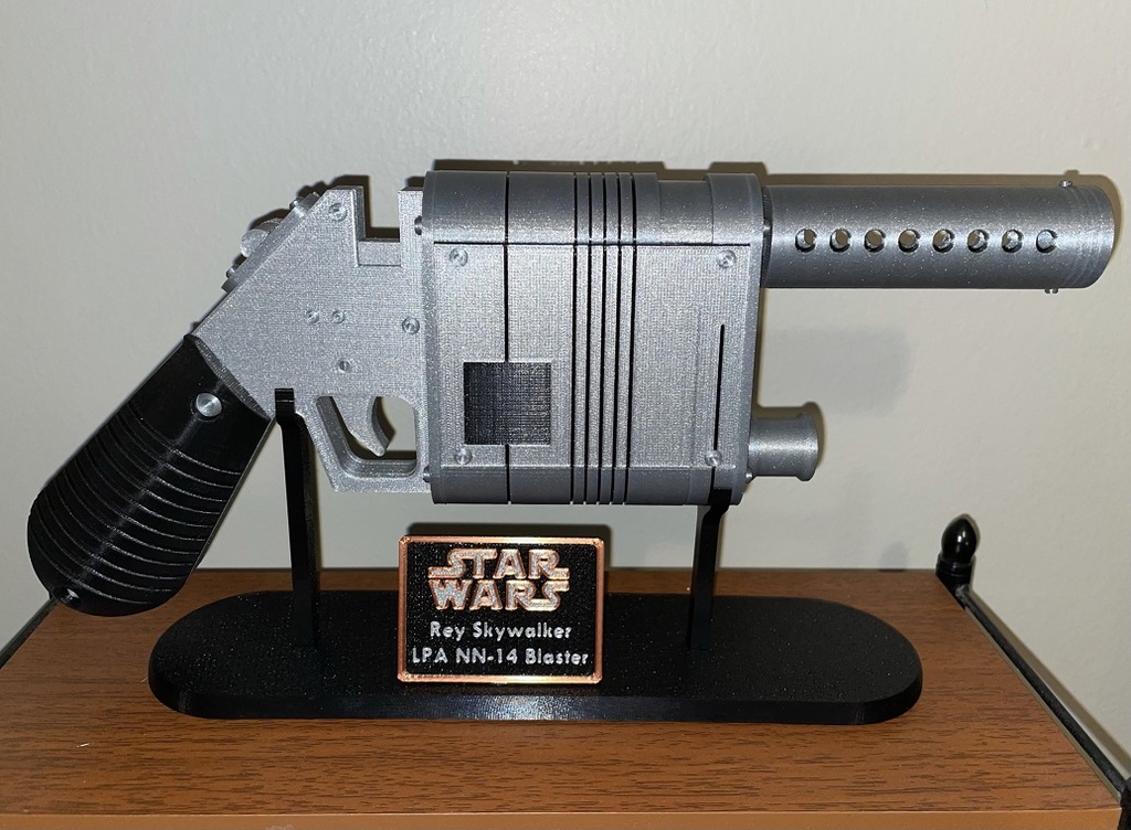 Display Stand & Screws/pins for Rey Blaster by Flannery42
