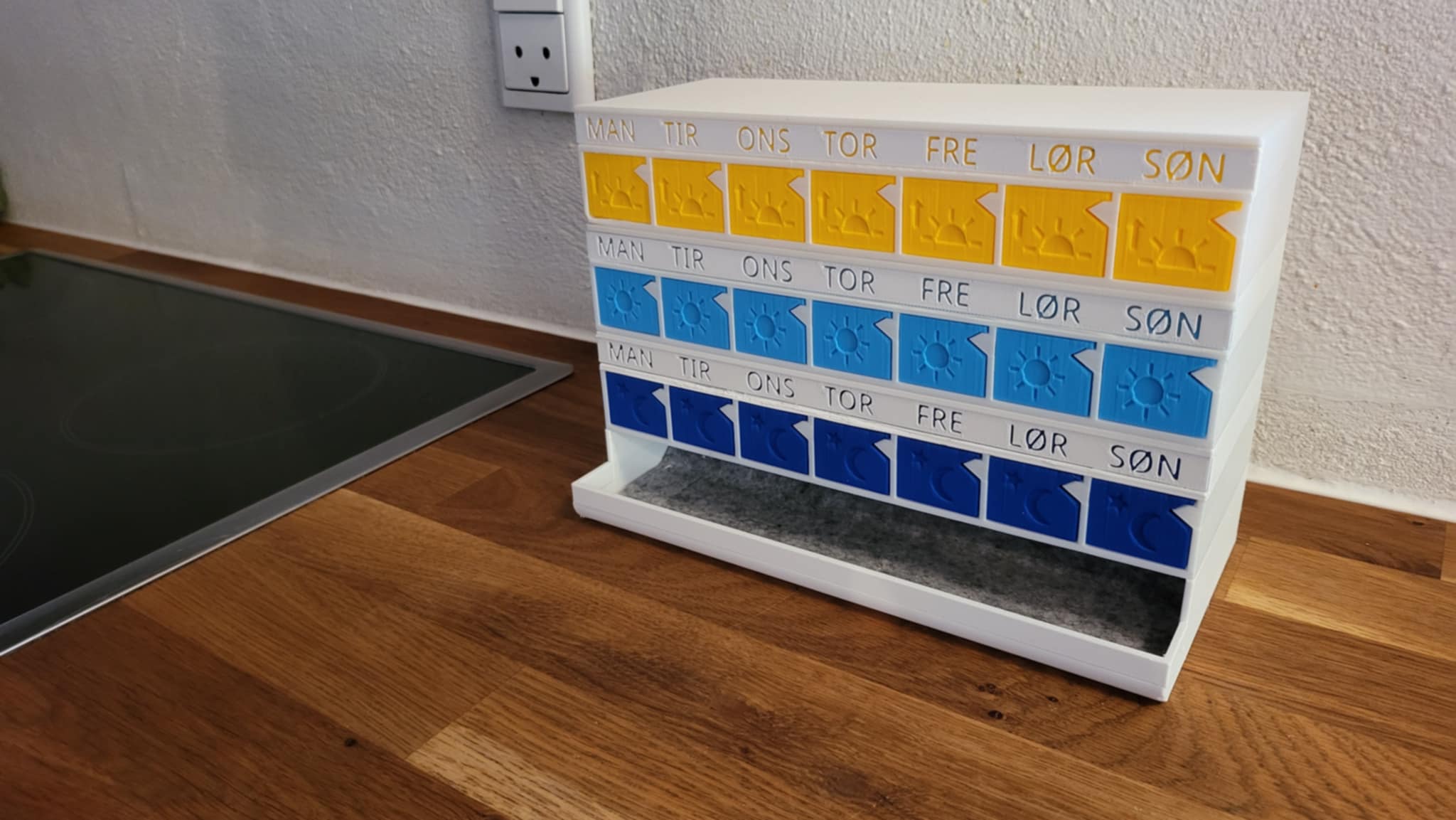 A Better PillBox (Pill Dispenser)