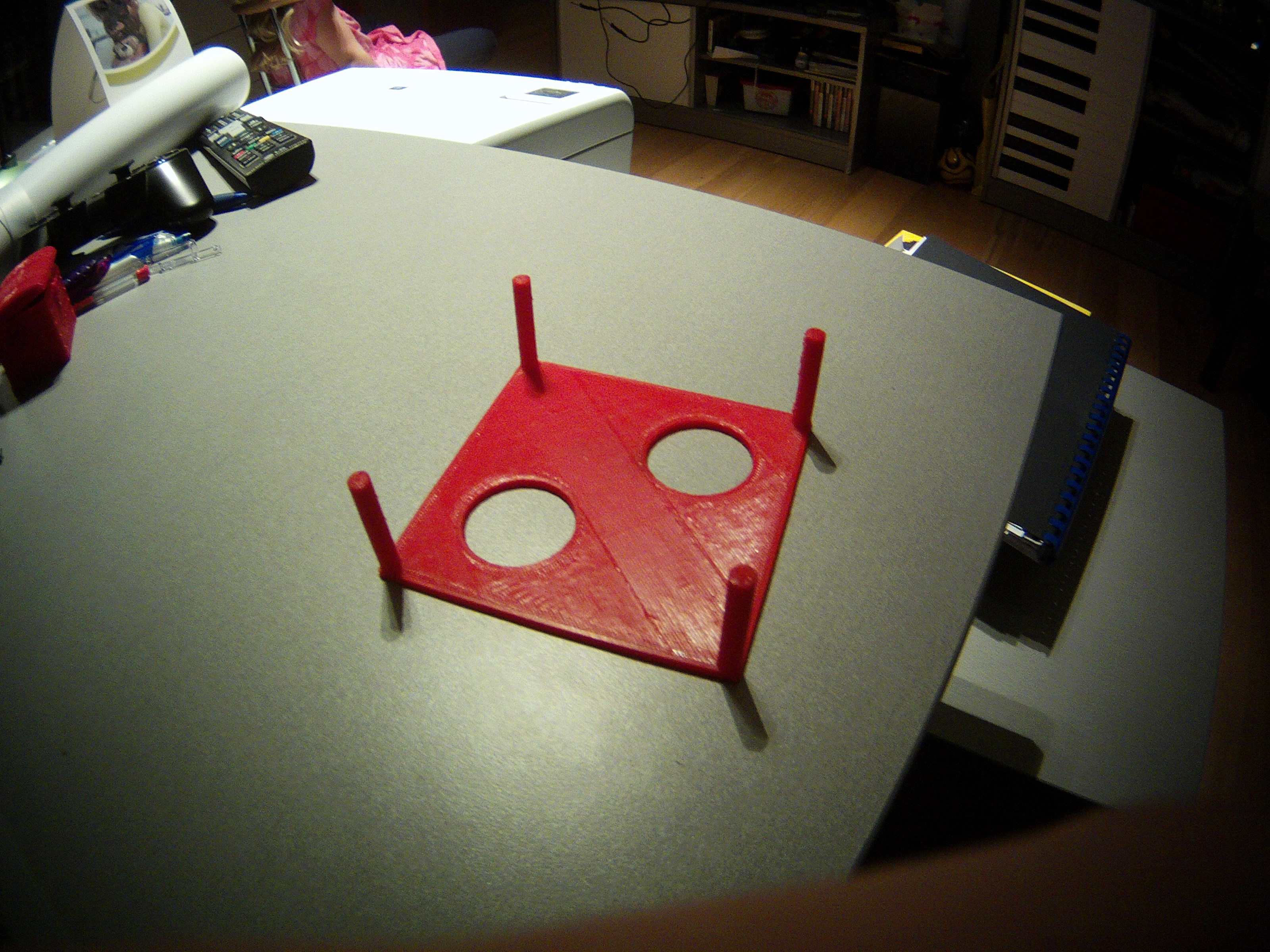 Thumb wrestling ring