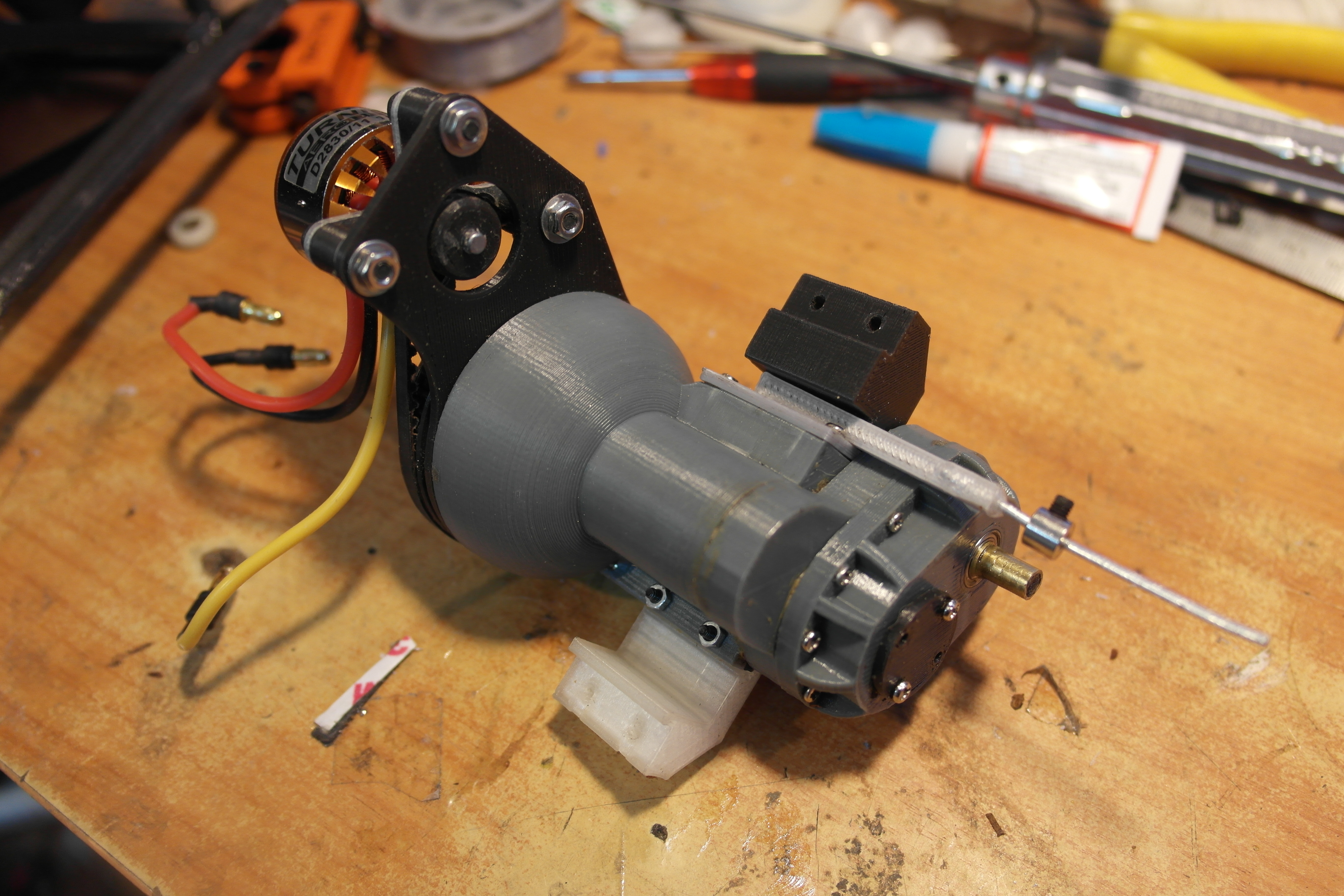 RC jeep outrunner mod for Ossum Willys