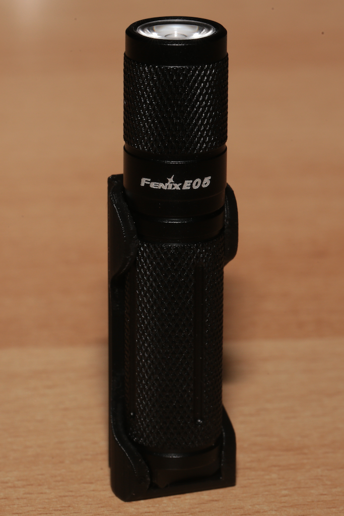 Wall holder for Fenix E05
