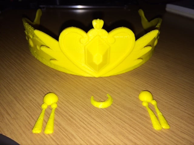 Sailor Moon Neo Queen Serenity Tiara and Accessories