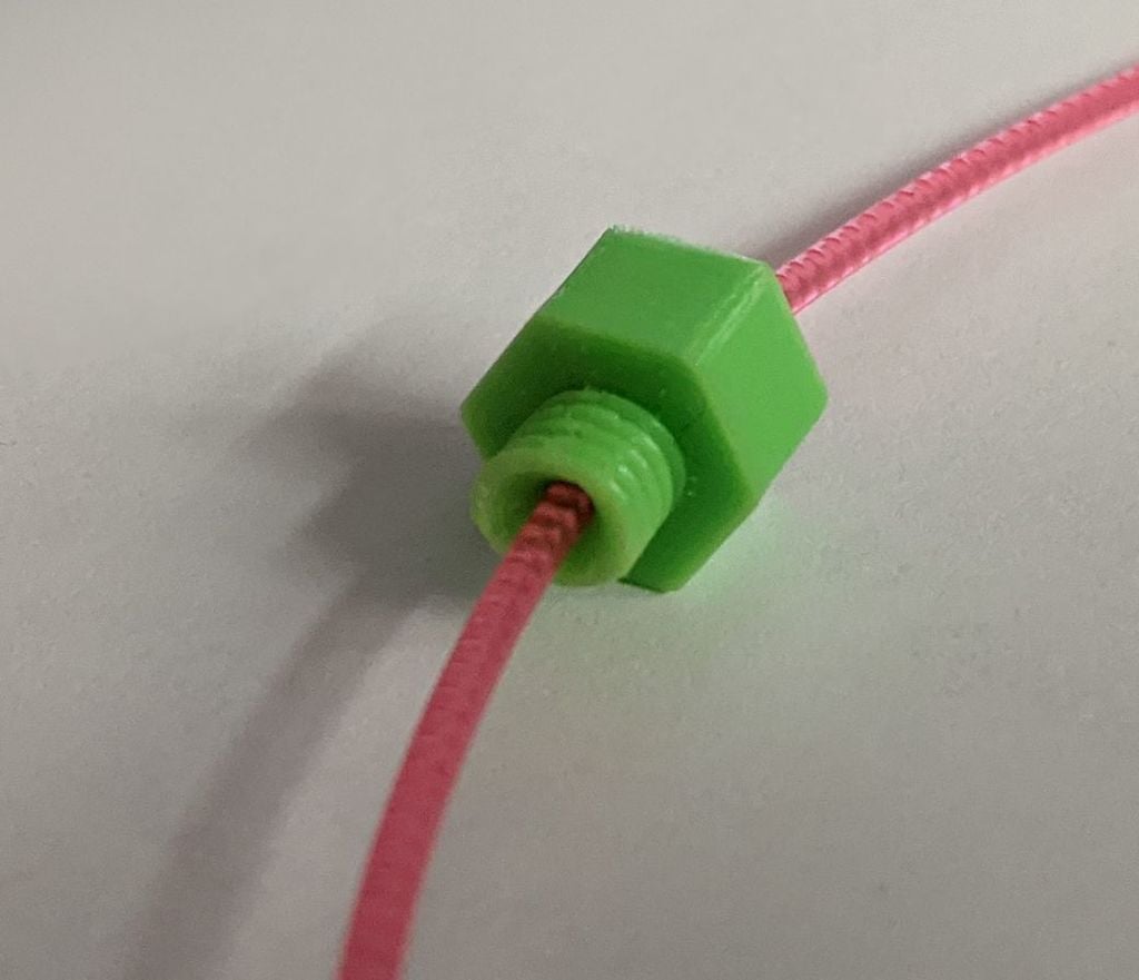 Extruder filament alignment segment