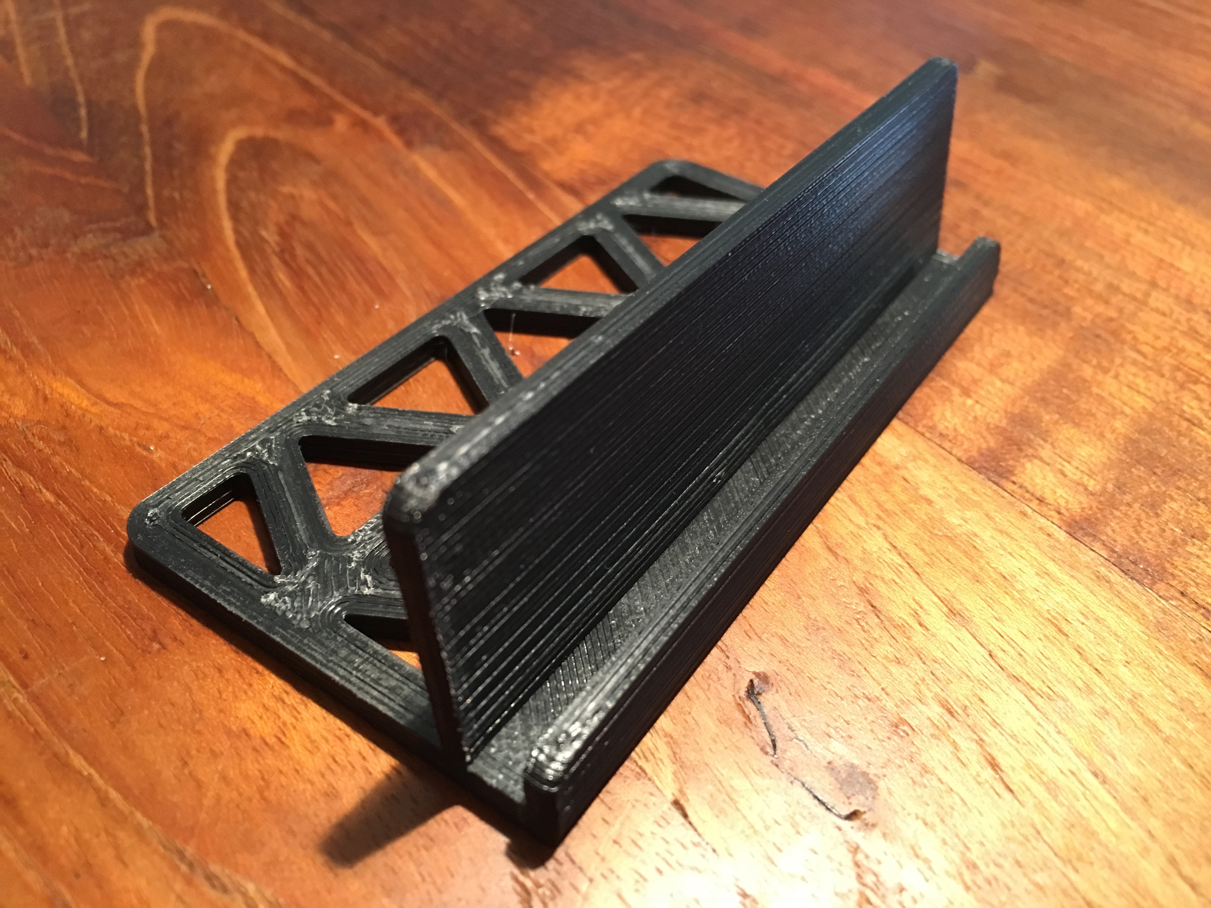 Simple Photo Stand for Pictures printed on Dibond etc.