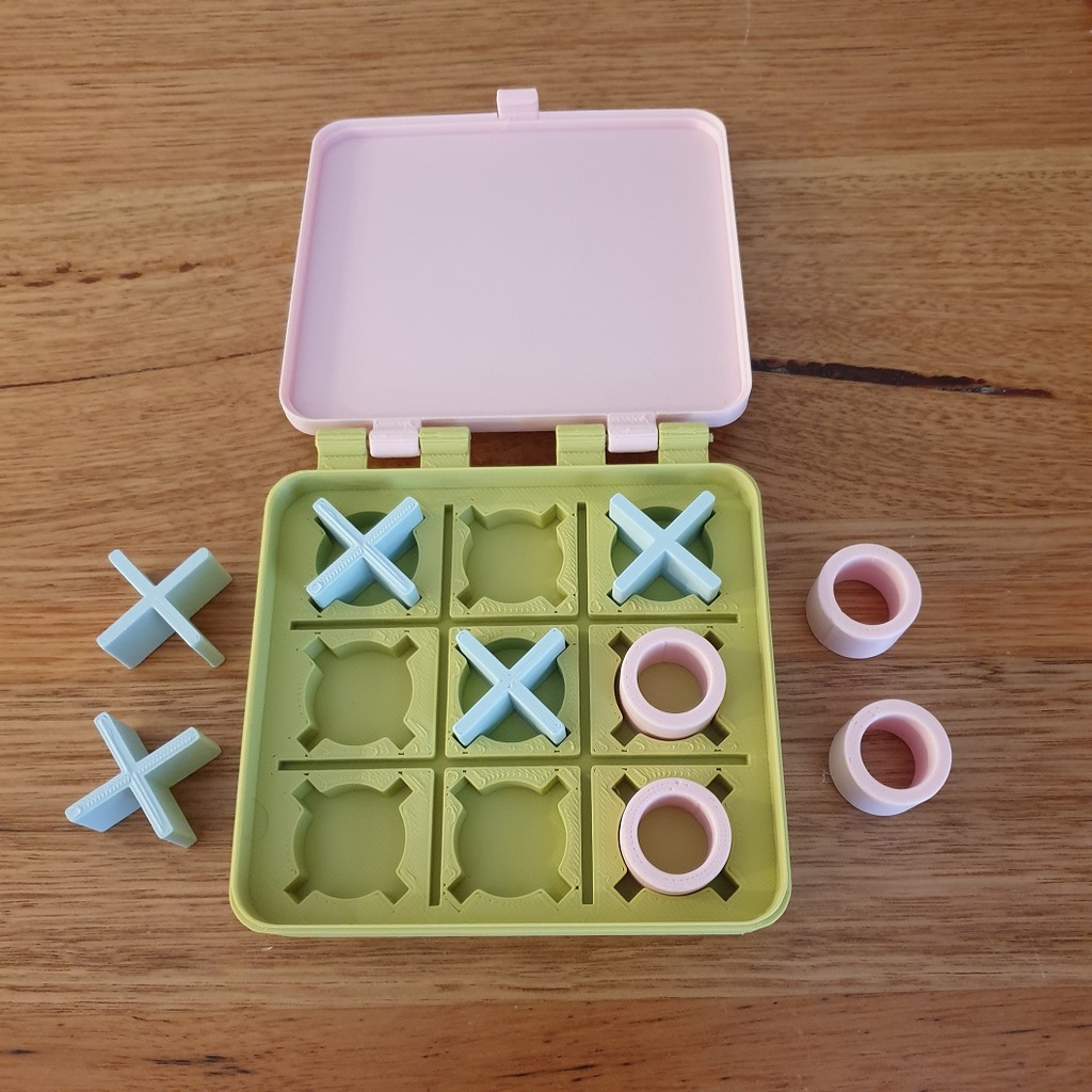 Tic Tac Toe in a box (Noughts and crosses)