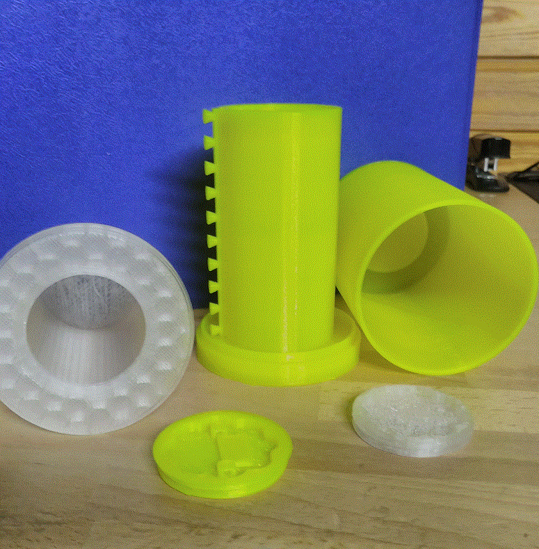 Ultralight Fishing Rigbin with internal compartment