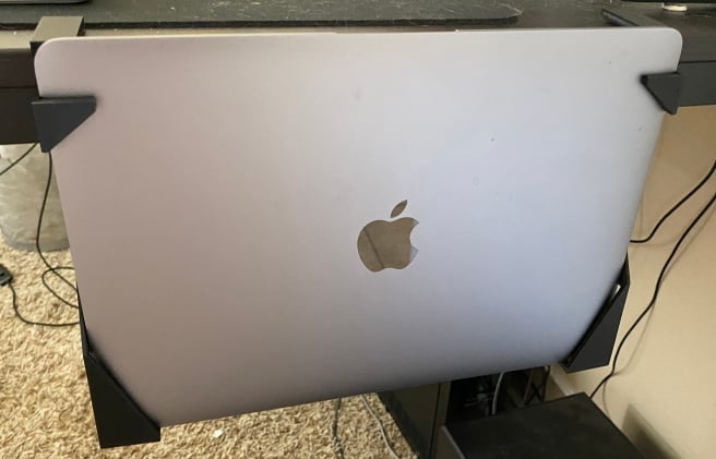 MacBook (12" 2017) Desk Hooks