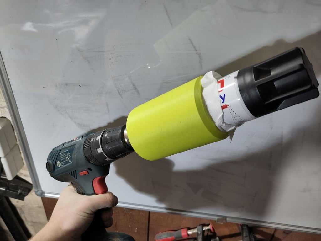 Eccentric paint spray can shaker/mixer for your drill