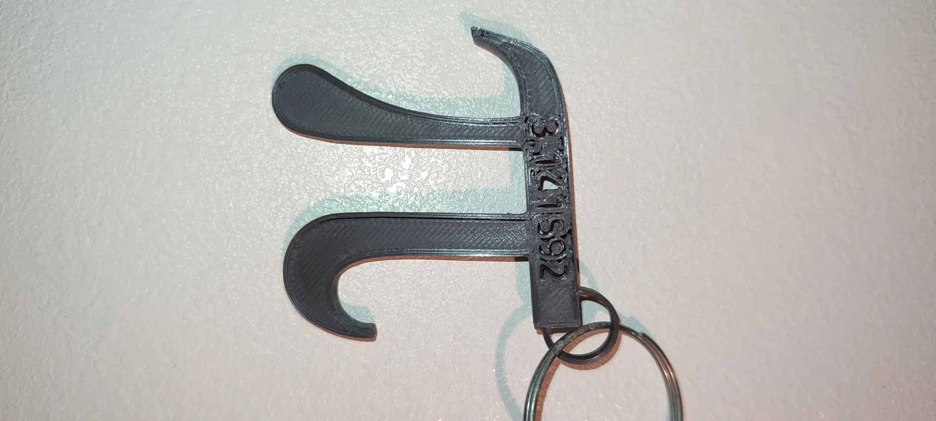 Miniatura 2 do modelo 3D Pi keychain