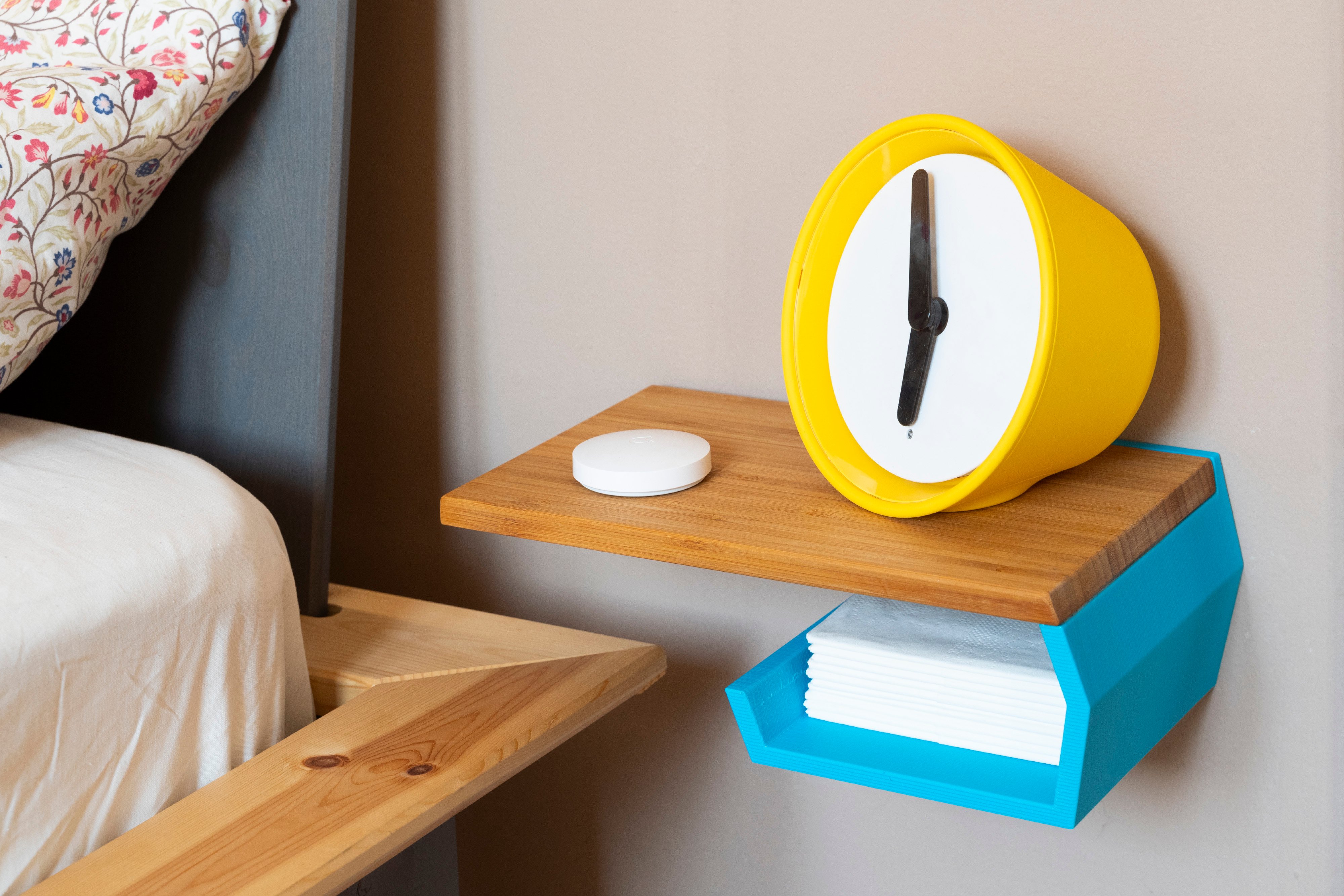 Bedside shelf (from IKEA APTITLIG chopping board)
