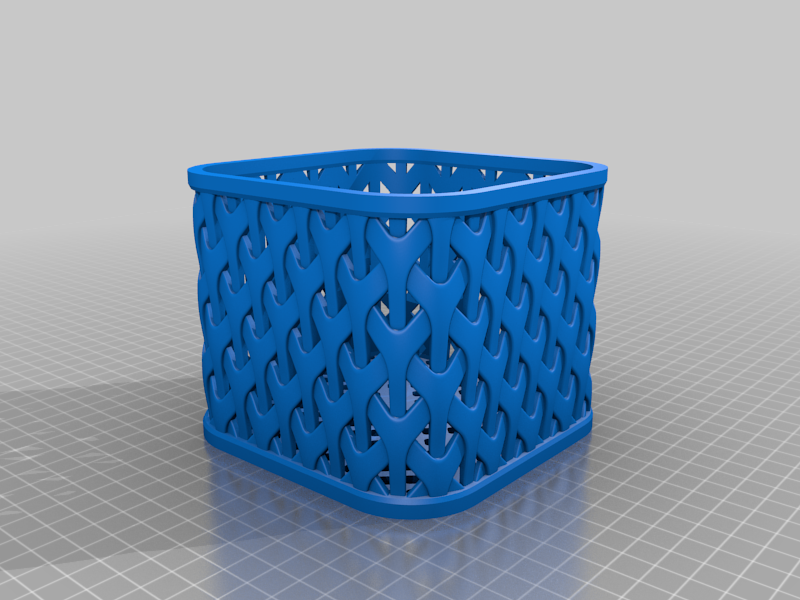 A smaller basket | 121 x 121 mm base