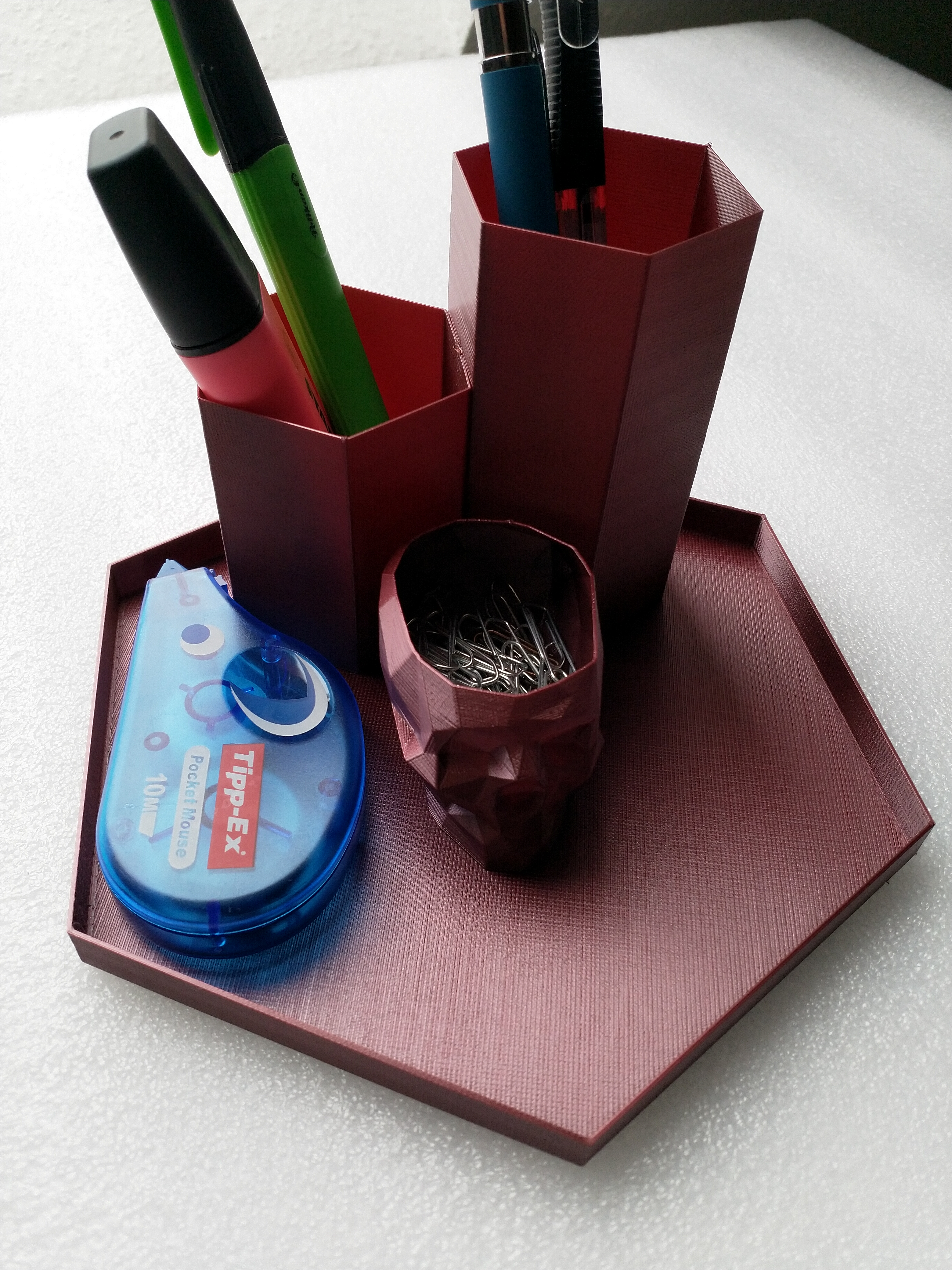 penholder / adjustable pen organizer / anpassbarer Stifte-Organizer