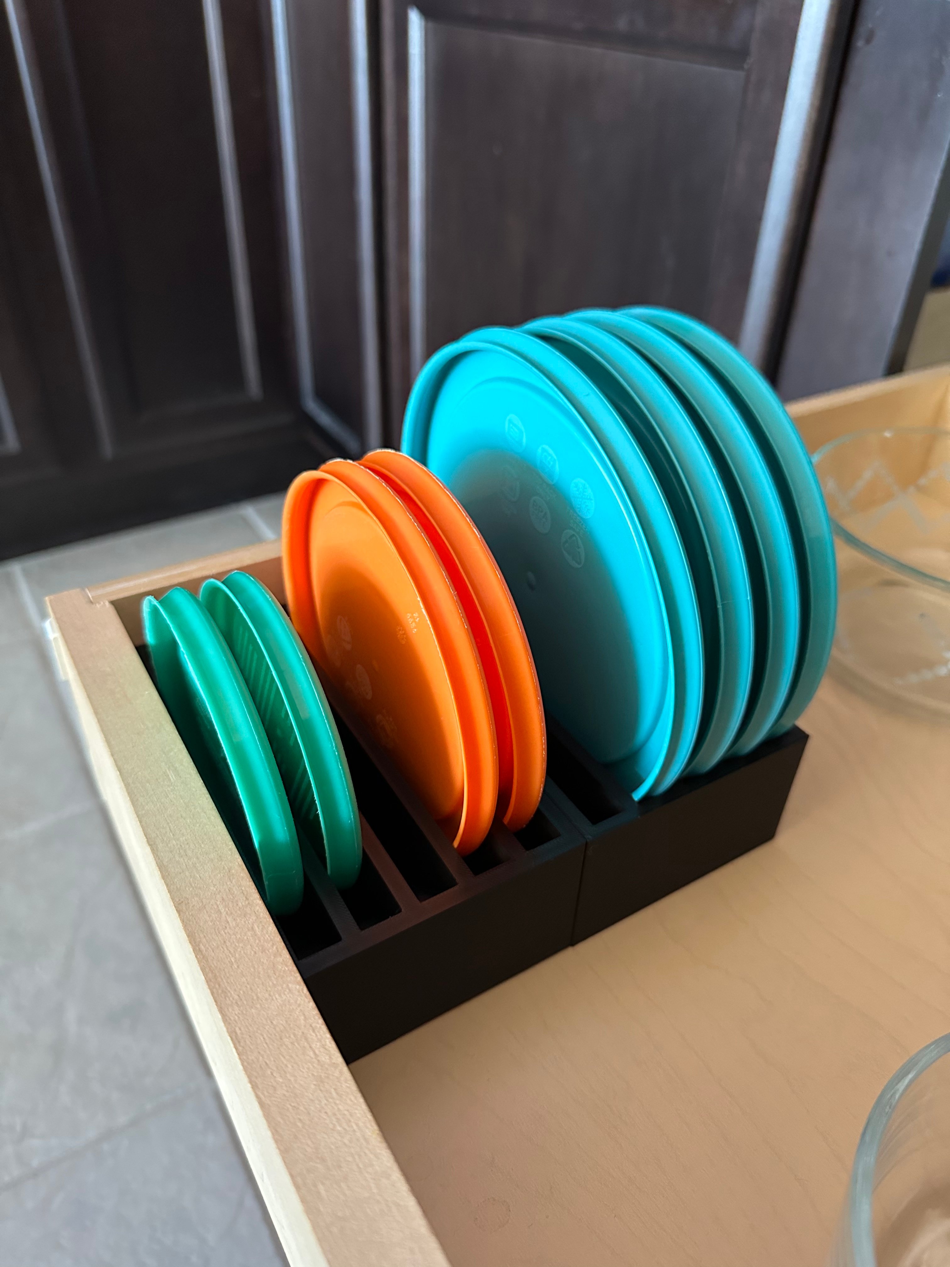 Pyrex Lid Organizer